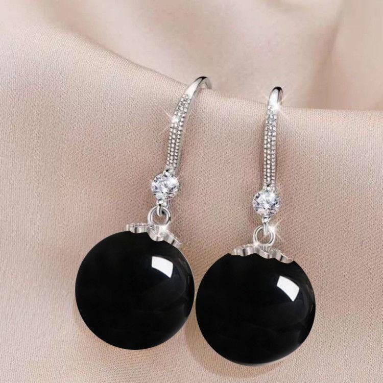 Pearl earings