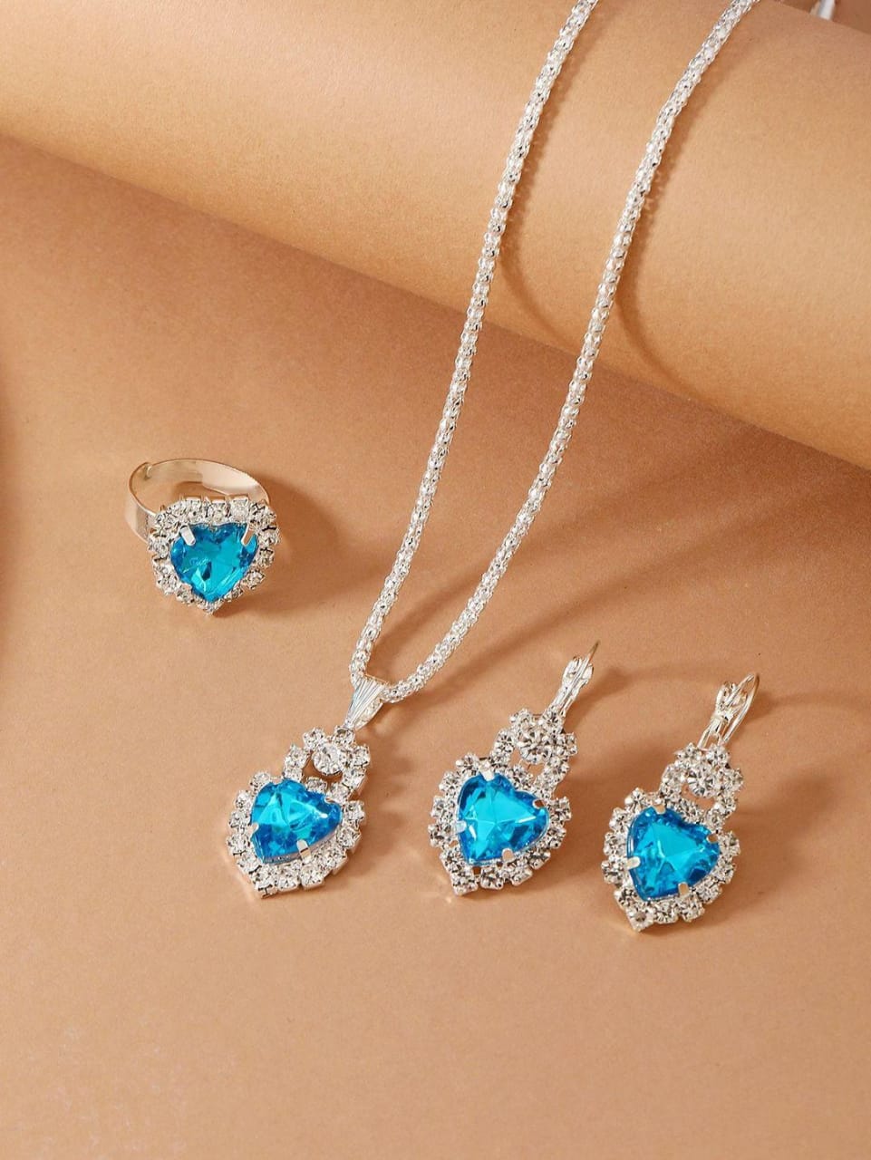 Three -Piece Necklace