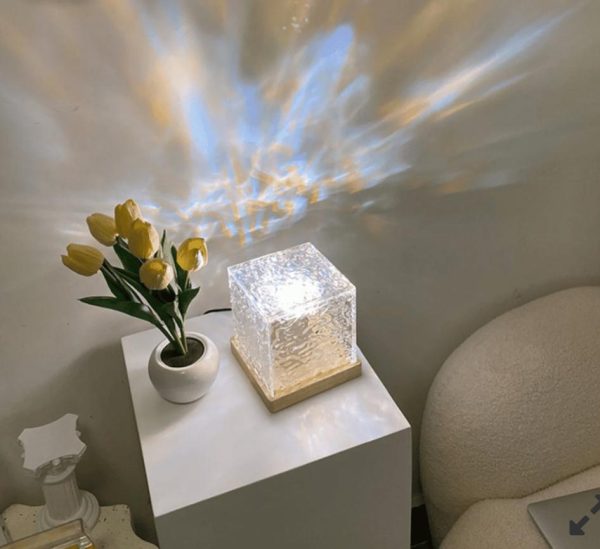 Dynamic Rotating Water Ripple Night Light 3 Colors Flame Crystal Lamp